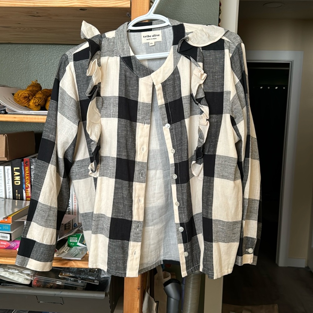 NWOT. Tribe Alive XL gingham ruffle shirt.